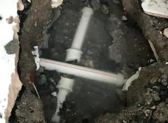 鹤岗阳台漏水维修公司为您分享楼上楼下漏水怎么处理